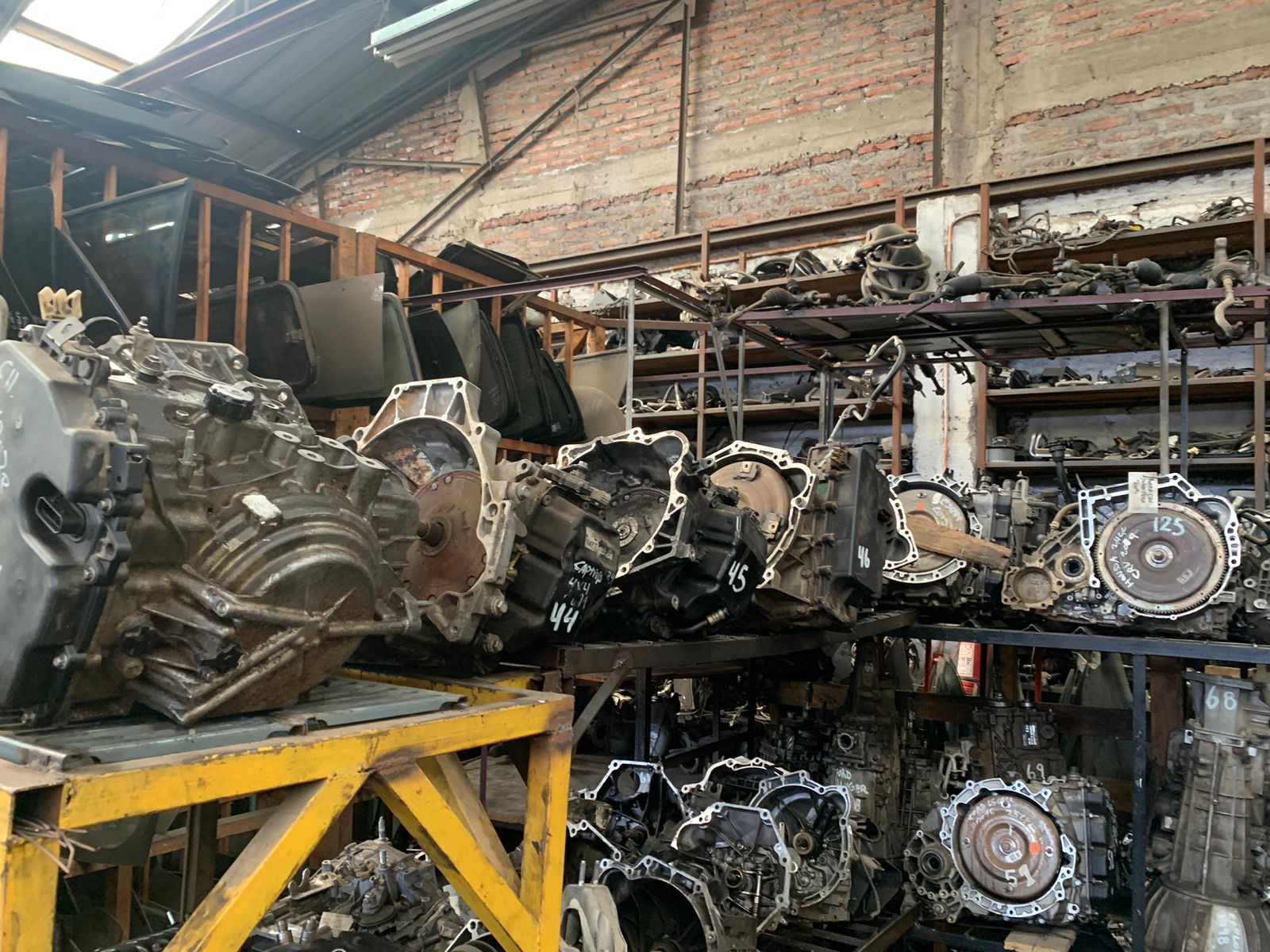 Cajas de Cambio Toyota YARIS USADA