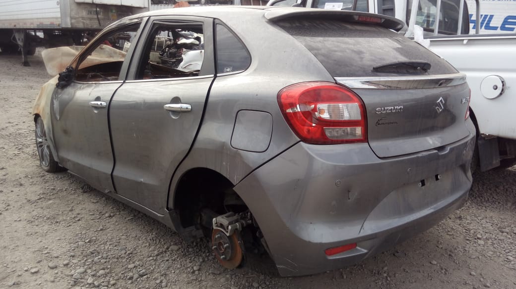 TAPA MALETA Suzuki BALENO 2018  USADO EN DESARME