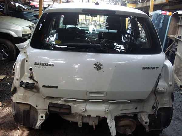 Suzuki SWIFT 2007 - 1 REPUESTO USADO/USADA EN DESARME