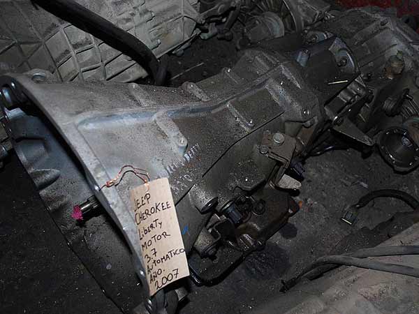 Jeep CHEROKEE 2007 - 1 REPUESTO USADO/USADA EN DESARME