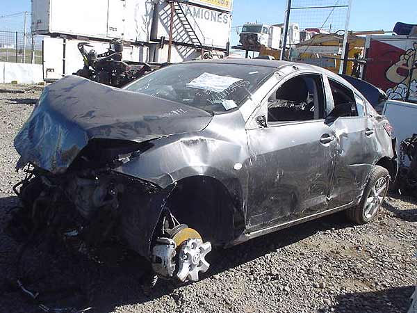 Mazda 3 2011 - 1 REPUESTO USADO/USADA EN DESARME