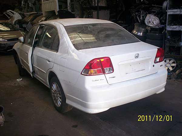 Honda CIVIC 2006 - 1 REPUESTO USADO/USADA EN DESARME