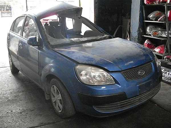  Kia Rio 2006    EN DESARME