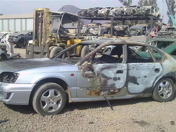 Subaru LEGACY 2002 - 1 REPUESTO USADO/USADA EN DESARME