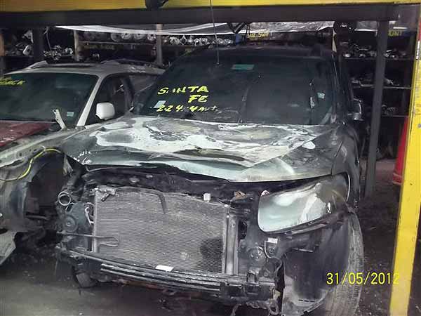 Hyundai SANTA FE 2007 - 1 REPUESTO USADO/USADA EN DESARME