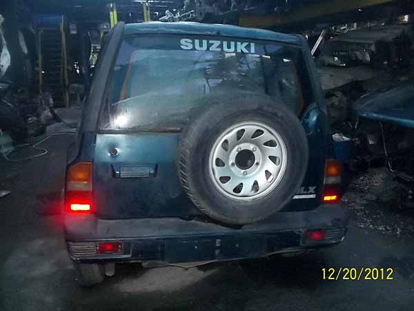 Suzuki GRAND NOMADE 1996 - 1 REPUESTO USADO/USADA EN DESARME