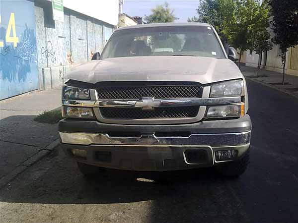 Chevrolet SILVERADO 2005 - 1 REPUESTO USADO/USADA EN DESARME