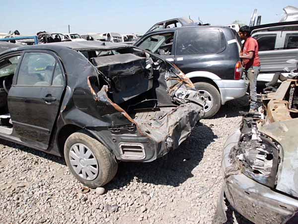 Toyota COROLLA 2006 - 1 REPUESTO USADO/USADA EN DESARME