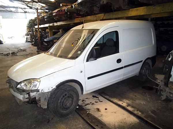  Chevrolet COMBO 2006    EN DESARME
