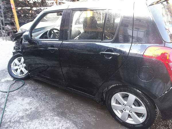 Tapa maleta Suzuki SWIFT  USADO