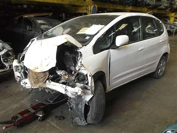 Honda FIT 2010 - 1 REPUESTO USADO/USADA EN DESARME