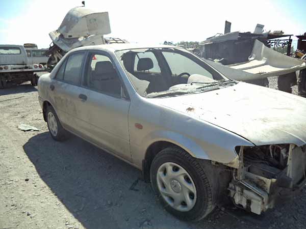 Mazda 323 2002 - 1 REPUESTO USADO/USADA EN DESARME