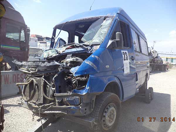 Mercedes-Benz Sprinter 2009 - 1 REPUESTO USADO/USADA EN DESARME