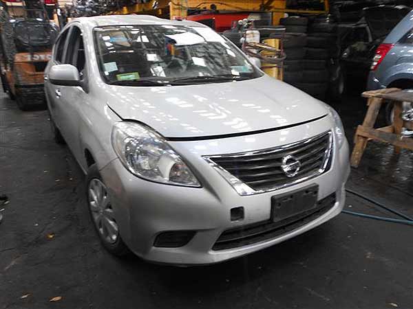 Nissan VERSA 2012 - 1 REPUESTO USADO/USADA EN DESARME