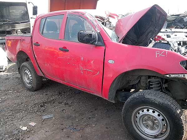 Mitsubishi L200 2011 - 1 REPUESTO USADO/USADA EN DESARME