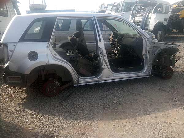 Suzuki GRAND NOMADE 2010 - 1 REPUESTO USADO/USADA EN DESARME