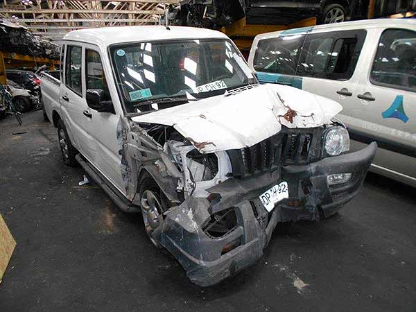 Mahindra PICK UP 2012 - 1 REPUESTO USADO/USADA EN DESARME