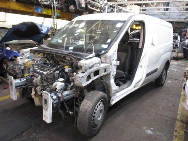 Fiat DOBLO 2012 - 1 REPUESTO USADO/USADA EN DESARME