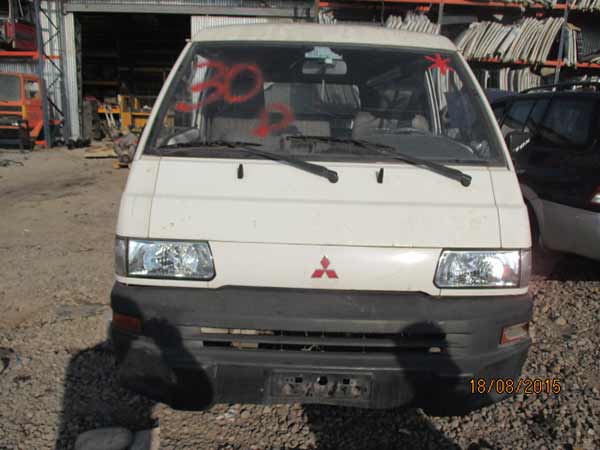 MAZA Mitsubishi L300 2006  USADO EN DESARME