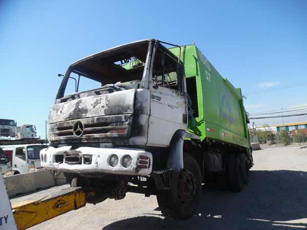 Mercedes-Benz 1718 2006 - 1 REPUESTO USADO/USADA EN DESARME