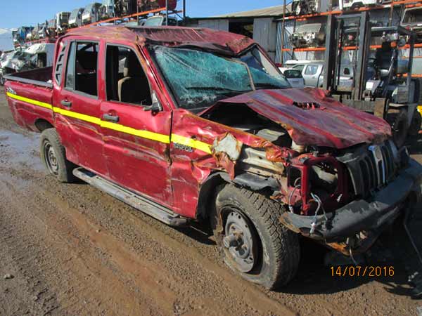 Mahindra PICK UP 2013 - 1 REPUESTO USADO/USADA EN DESARME