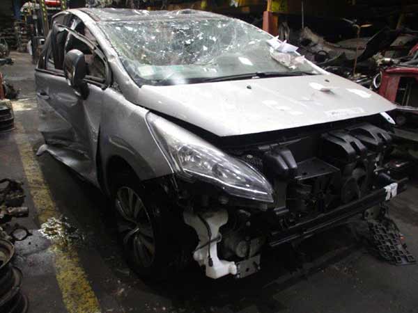 Peugeot 3008 2016 - 1 REPUESTO USADO/USADA EN DESARME