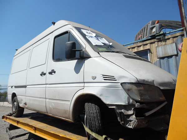 Mercedes-Benz Sprinter 2005 - 1 REPUESTO USADO/USADA EN DESARME