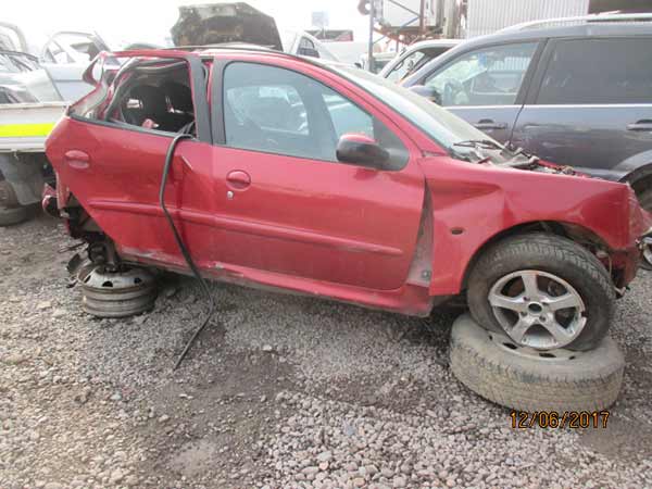 Peugeot 206 2009 - 1 REPUESTO USADO/USADA EN DESARME