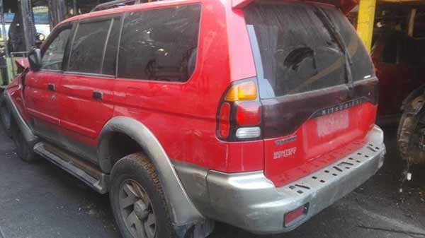  Mitsubishi MONTERO 2004   EN DESARME