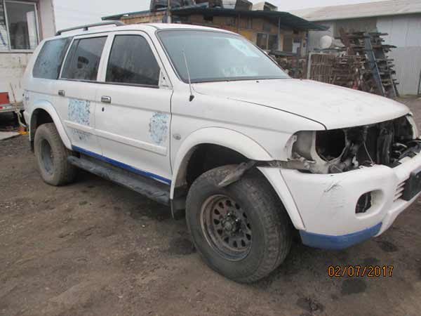  Mitsubishi MONTERO 2011   EN DESARME