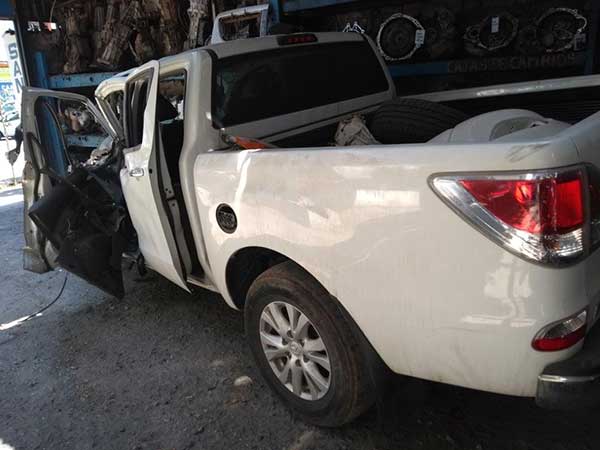 Mazda BT50 2013 - 1 REPUESTO USADO/USADA EN DESARME