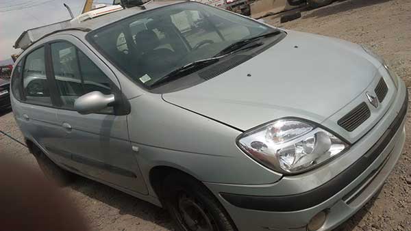 Renault SCENIC 2002 - 1 REPUESTO USADO/USADA EN DESARME