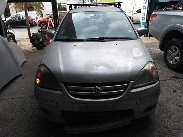 TAPA MALETA Suzuki AERIO 2004  USADO EN DESARME