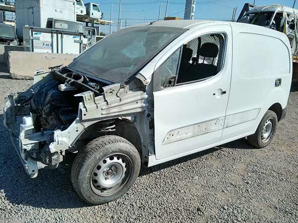 HOMOCINéTICA Peugeot PARTNER 2012  USADA EN DESARME