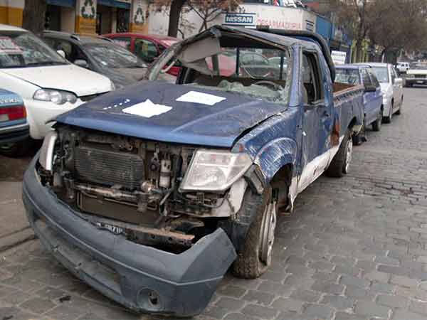  Nissan NAVARA 2009    EN DESARME