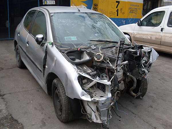  Peugeot 206 2008    EN DESARME