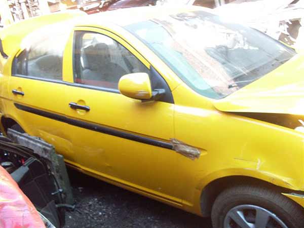  Hyundai ACCENT 2010    EN DESARME