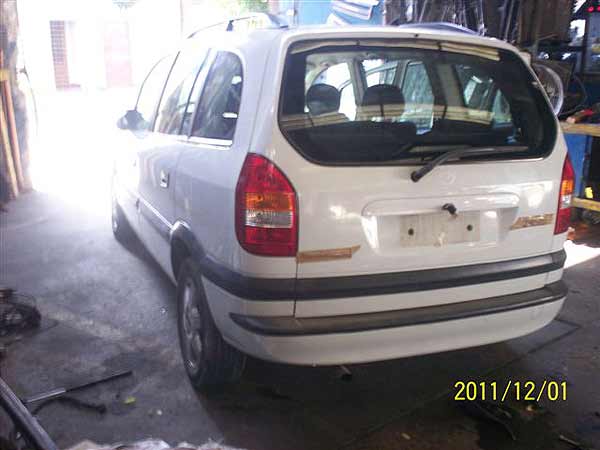  Chevrolet ZAFIRA 2002    EN DESARME