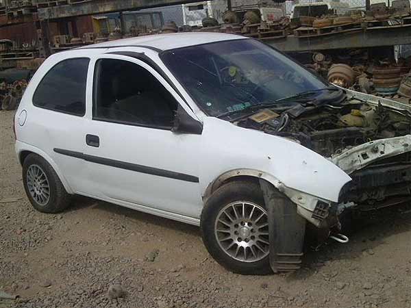  Chevrolet CORSA 2005    EN DESARME