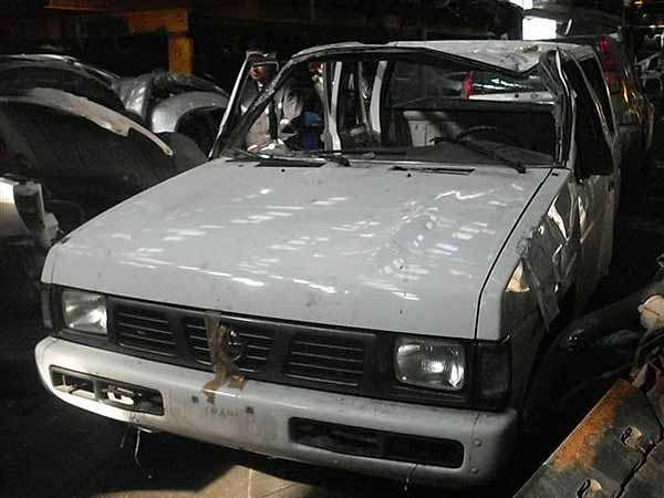  Nissan D21 2008    EN DESARME