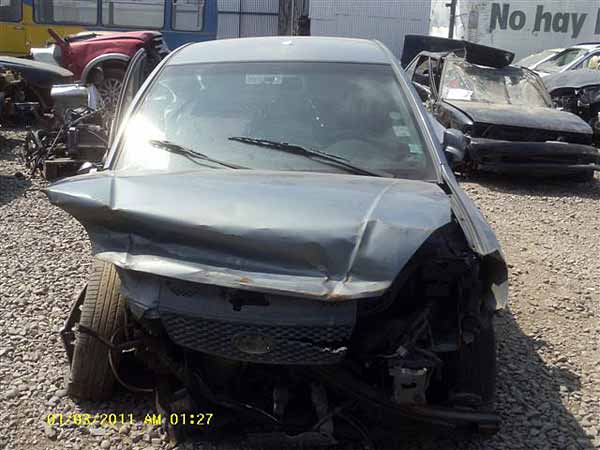  Kia RIO 2008    EN DESARME