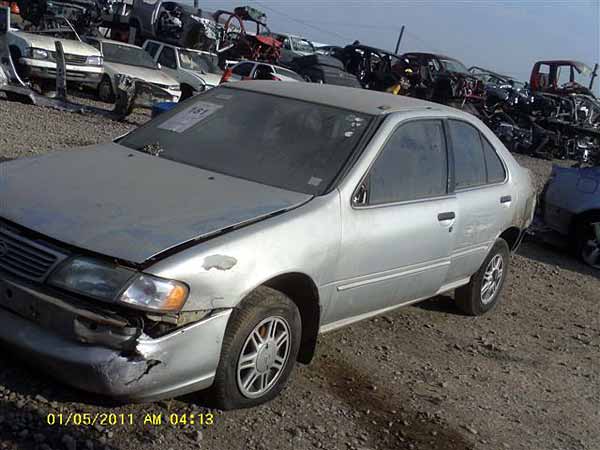  Nissan SENTRA 1997    EN DESARME