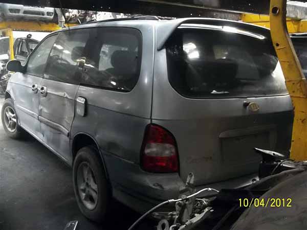  Kia CARNIVAL 2002    EN DESARME