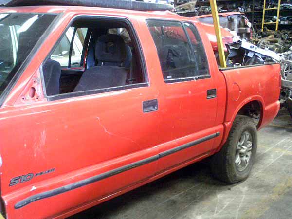  Chevrolet Apache 2000    EN DESARME