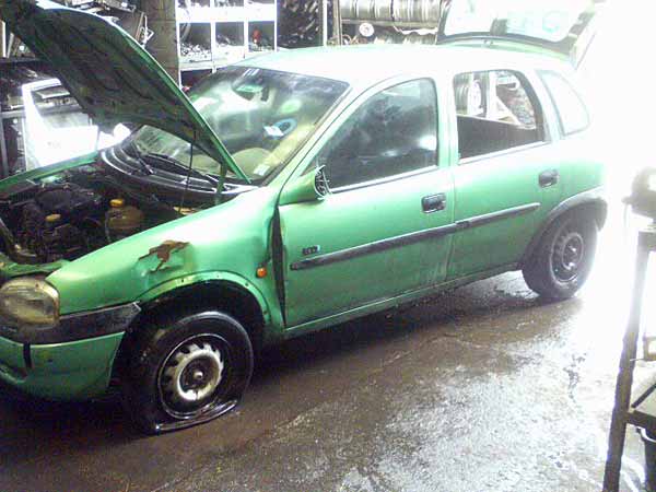  Chevrolet CORSA 1998    EN DESARME