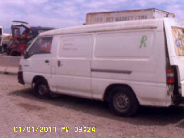  Mitsubishi L300 2000    EN DESARME