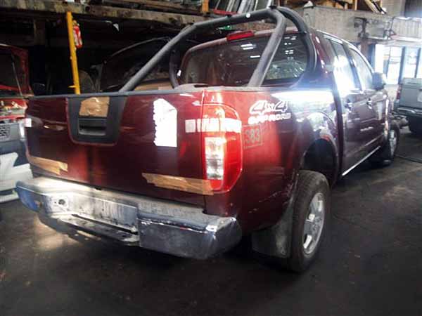  Nissan NAVARA 2009    EN DESARME