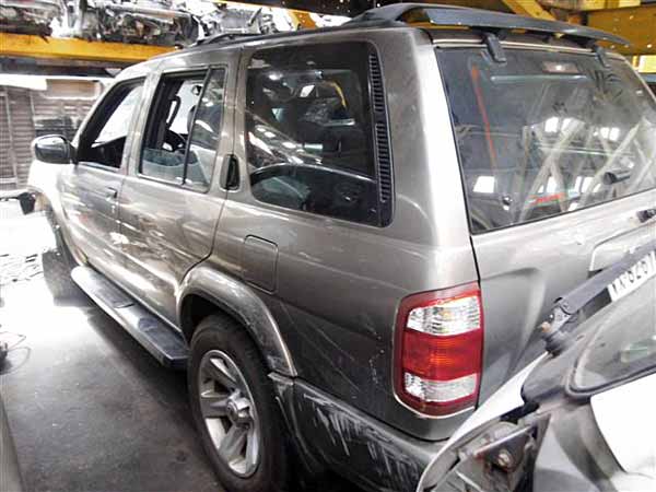 Nissan PATHFINDER 2003    EN DESARME