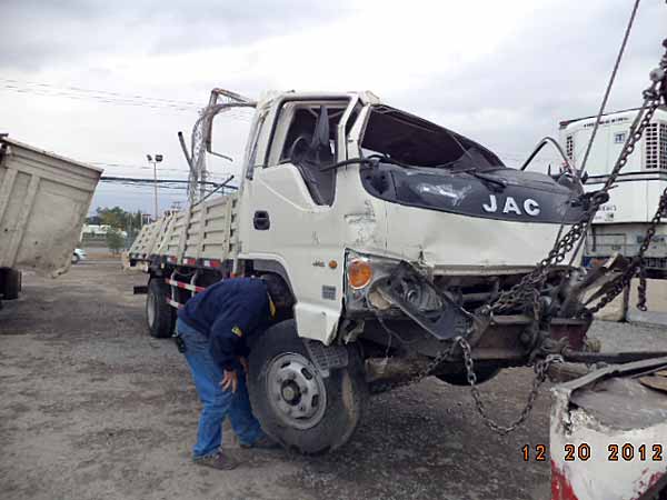  Jac URBAN 2011    EN DESARME