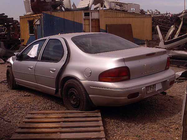 DEPRESOR DE FRENO Chrysler STRATUS   USADO  EN DESARME
